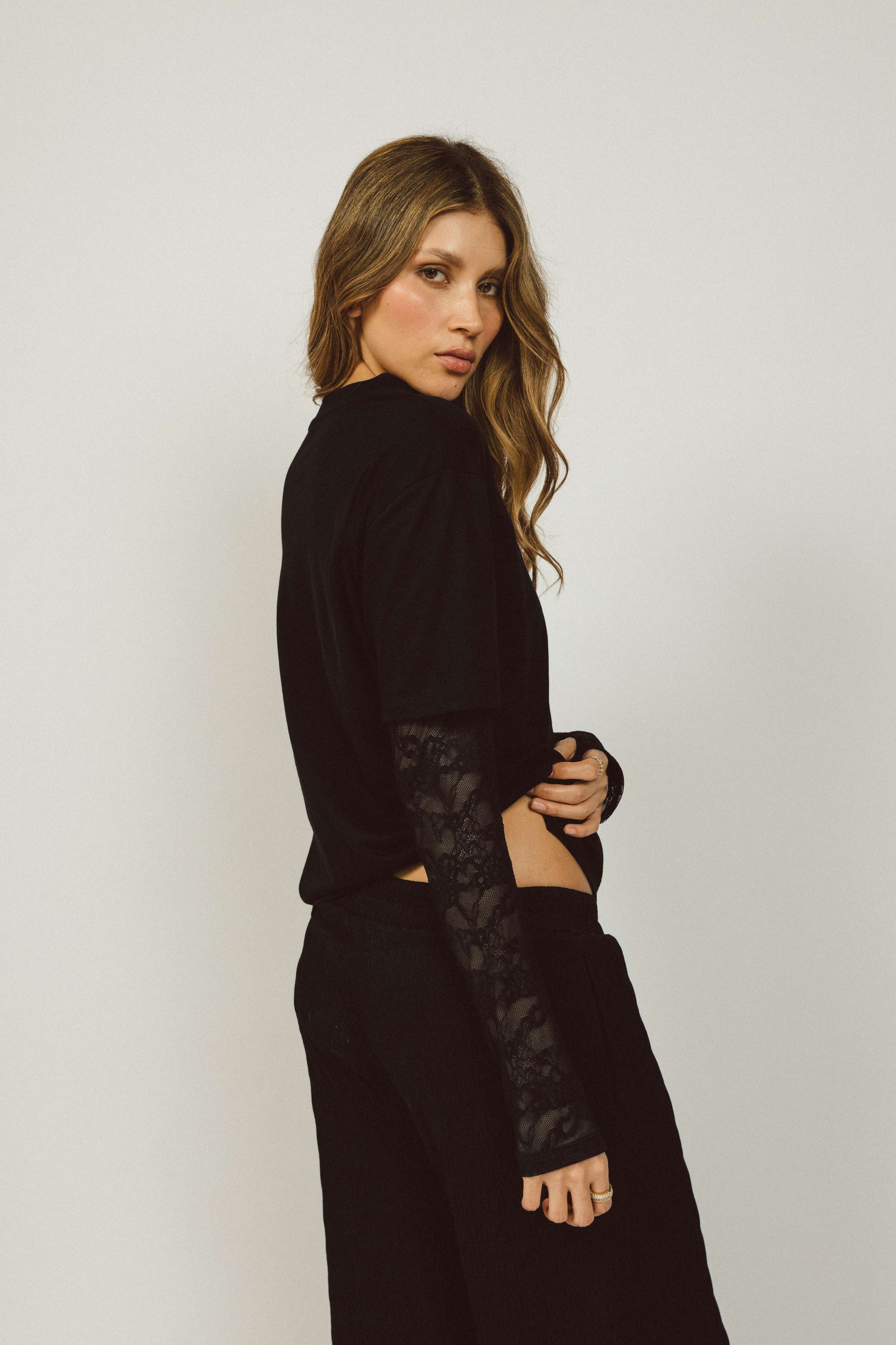 VERA T SHIRT BLACK